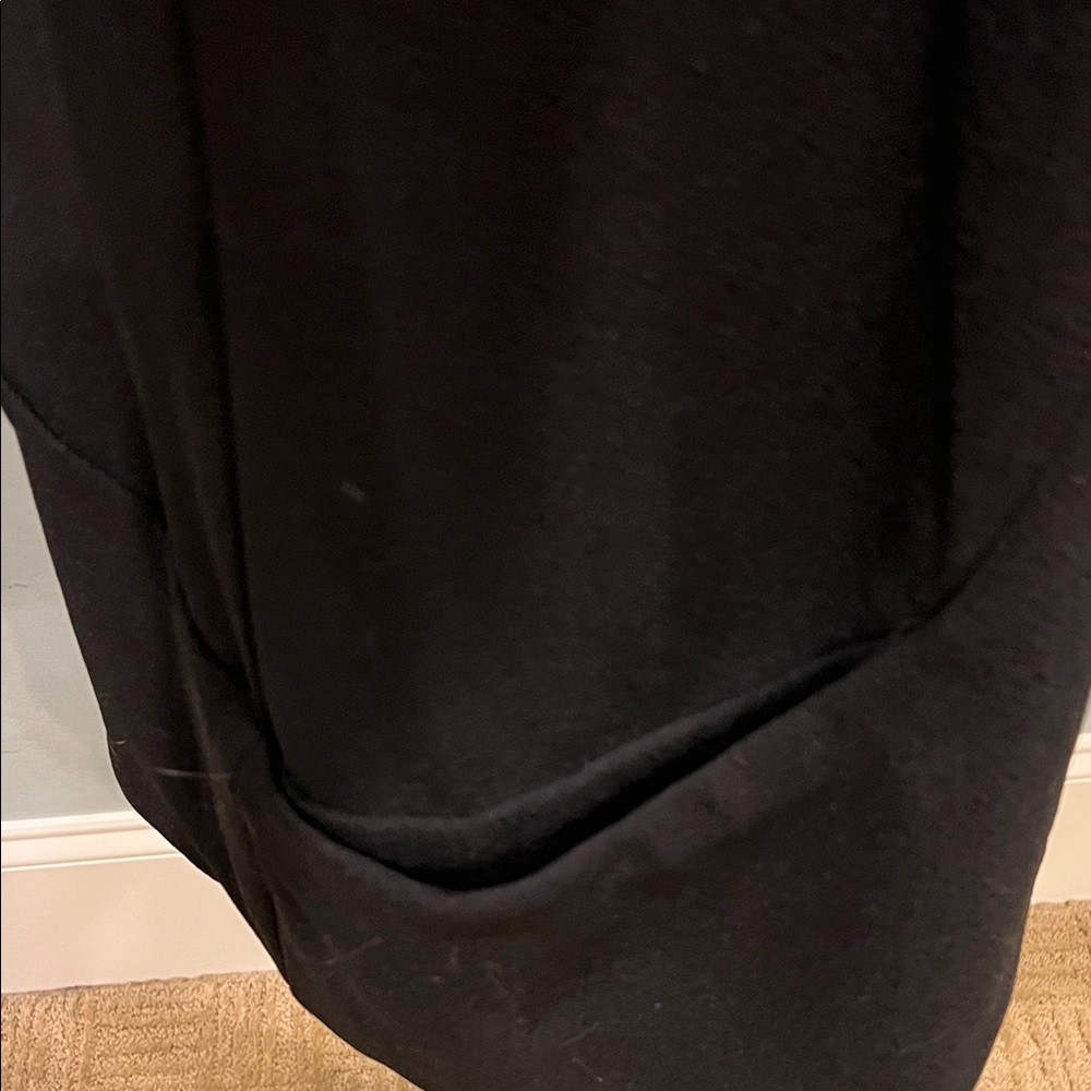 Sophisticated Women's Black Blazer - Picture 7 of 8